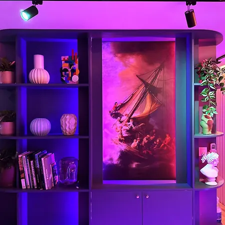 Ambient Lounge With Sundeck And Free Parking Братислава