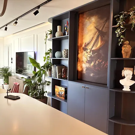 Ambient Lounge With Sundeck And Free Parking Bratislava