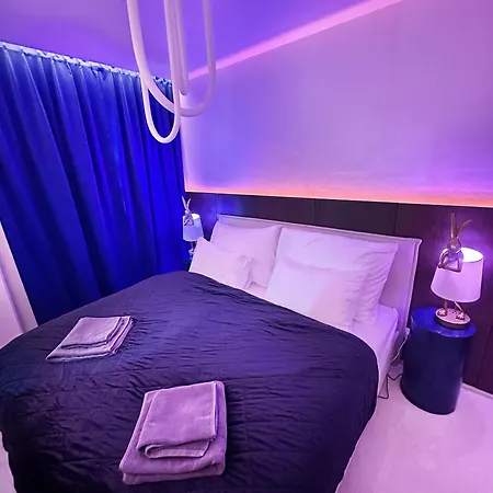 Апартаменты Ambient Lounge With Sundeck And Free Parking Братислава