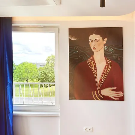 Ambient Lounge With Sundeck And Free Parking Apartamento