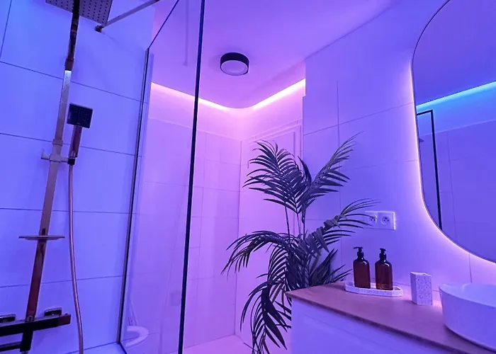 Appartement Ambient Lounge With Sundeck And Free Parking