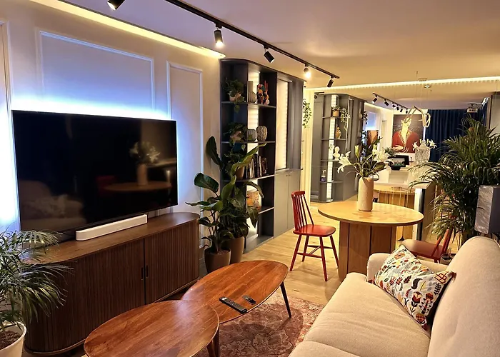 Apartment Ambient Lounge With Sundeck And Free Parking