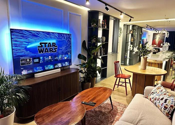 Ambient Lounge With Sundeck And Free Parking Apartman Pozsony