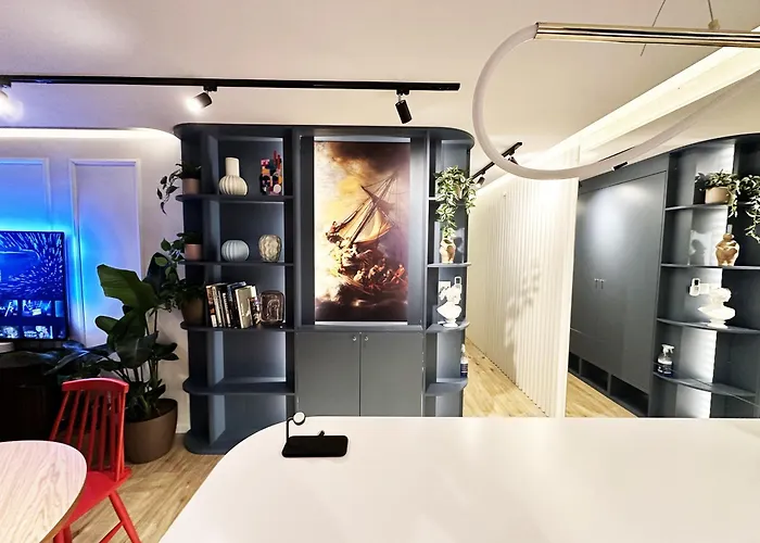 Ambient Lounge With Sundeck And Free Parking * Pozsony