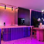 Ambient Lounge With Sundeck And Free Parking Appartamento *
