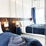 Ambient Lounge With Sundeck And Free Parking * Bratislava