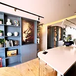 Ambient Lounge With Sundeck And Free Parking Appartamento Bratislava