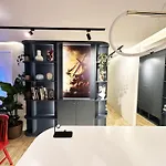 Ambient Lounge With Sundeck And Free Parking * Bratislava