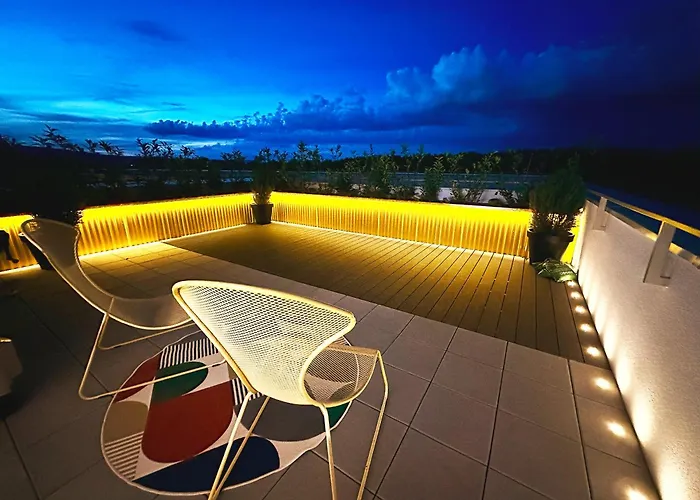 شقة Ambient Lounge With Sundeck And Free Parking *