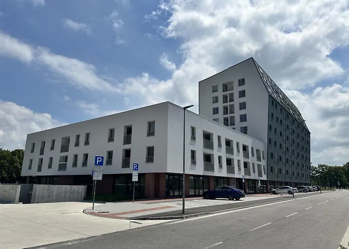 Ambient Lounge With Sundeck And Free Parking Appartement Bratislava