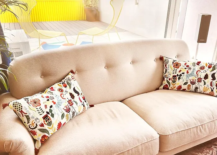 Ambient Lounge With Sundeck And Free Parking Apartament Bratysława